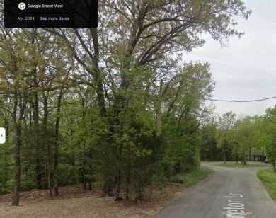 SEWER LOT. RARE, half acre lot. Enough road frontage and space on Bella Vista Country Club - Kingswood in Arkansas - for sale on GolfHomes.com, golf home, golf lot