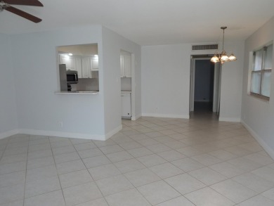 This beautiful 1 bedroom villa is located in the gated community on Kings Point Golf - Executive in Florida - for sale on GolfHomes.com, golf home, golf lot
