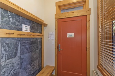 MODERN ?U?UR? ON ??? SIERR? STAR GOLF C?URS?.  Meticulously on Sierra Star Golf Course in California - for sale on GolfHomes.com, golf home, golf lot