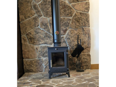 Bright, Fresh, Convenient, Affordable-- All describe this condo on Big Sky of Montana Golf Course in Montana - for sale on GolfHomes.com, golf home, golf lot