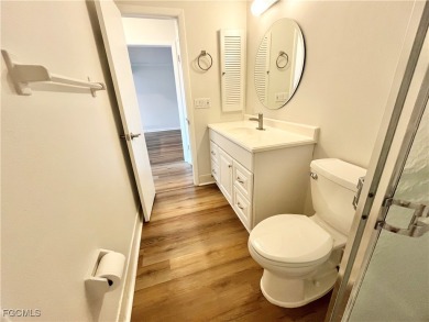 *BEAUTIFUL POOLSIDE LOCATION*OPEN RENOVATED KITCHEN*NEW on Myerlee Country Club in Florida - for sale on GolfHomes.com, golf home, golf lot