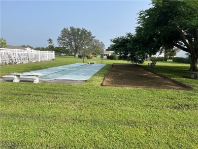 *BEAUTIFUL POOLSIDE LOCATION*OPEN RENOVATED KITCHEN*NEW on Myerlee Country Club in Florida - for sale on GolfHomes.com, golf home, golf lot