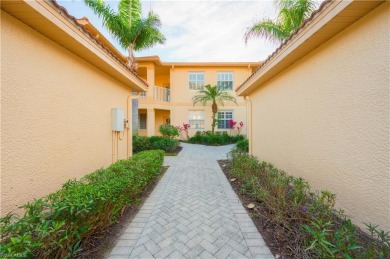 Beautifully appointed 2+Den, 1-car garage garden home in Naples on Forest Glen Golf and Country Club in Florida - for sale on GolfHomes.com, golf home, golf lot