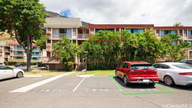 Gorgeous 2 bedroom 1 bath with open floor plan accented by the on Makaha Valley Country Club in Hawaii - for sale on GolfHomes.com, golf home, golf lot