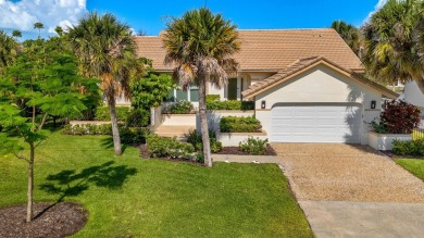 Beautifully maintained, near beach home with 2 bedrooms and 2 on Beachview Golf Club in Florida - for sale on GolfHomes.com, golf home, golf lot