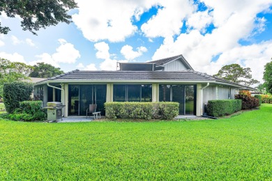 RARE FIND ON EASTPOINTE PINES! Spacious 3,000 sq. ft. home on on Eastpointe Country Club in Florida - for sale on GolfHomes.com, golf home, golf lot