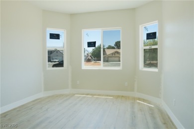Custom Luxury Home on Executive Golf Course | 4 Beds | 4 Baths | on Lakeview Executive Golf Course in Nevada - for sale on GolfHomes.com, golf home, golf lot