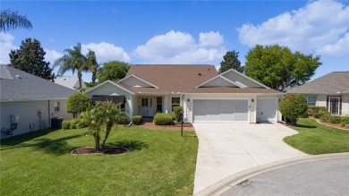 ~HUGE PRICE REDUCTION~ ~NO BOND!~  ~2020 ROOF~ ~GOLF CART on The Links of Spruce Creek in Florida - for sale on GolfHomes.com, golf home, golf lot