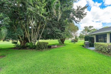 RARE FIND ON EASTPOINTE PINES! Spacious 3,000 sq. ft. home on on Eastpointe Country Club in Florida - for sale on GolfHomes.com, golf home, golf lot