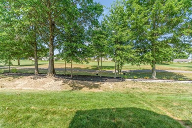 Welcome to carefree living in this beautifully maintained on Glen Ross Golf Club in Ohio - for sale on GolfHomes.com, golf home, golf lot