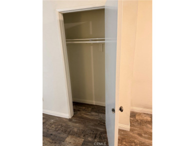 Beautiful Valencia Lakeshore condo, on the lower level, with one on Vista Valencia Golf Course in California - for sale on GolfHomes.com, golf home, golf lot