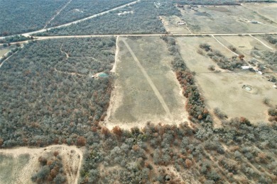 A great piece of property that begs for someone to paint their on Tangle Oaks Golf Club in Texas - for sale on GolfHomes.com, golf home, golf lot