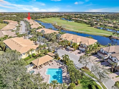 This FURNISHED condominium style 2nd floor Carriage Home is on Panther Run Golf Club in Florida - for sale on GolfHomes.com, golf home, golf lot