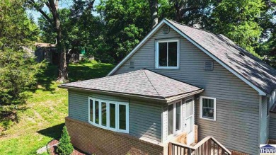 Welcome to your dream home on Terre Haute's East Side! This on Hulman Links Golf Course in Indiana - for sale on GolfHomes.com, golf home, golf lot