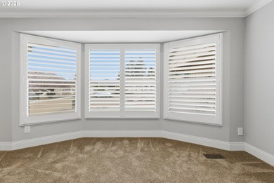 Wonderful living at Fairway Village Golf community. This very on Fairway Village Golf and Country Club in Washington - for sale on GolfHomes.com, golf home, golf lot