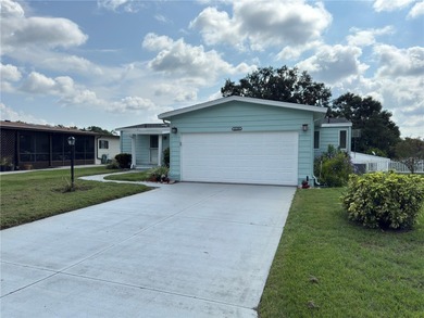 Start your next chapter in the gated Plantation at Leesburg on Plantation Golf Club in Florida - for sale on GolfHomes.com, golf home, golf lot