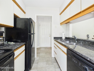 Wonderful golf front 3 bedroom 2 bathroom home located in on Pinehurst  No. 6 Golf Course in North Carolina - for sale on GolfHomes.com, golf home, golf lot