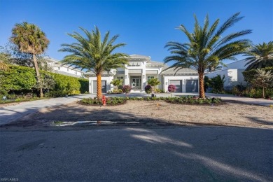 Luxurious 4 Bed/4.5 BA, 4,028 sqft home on a 100x160 lot awaits on The Moorings Country Club in Florida - for sale on GolfHomes.com, golf home, golf lot