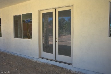 Custom Luxury Home on Executive Golf Course | 4 Beds | 3 Baths | on Lakeview Executive Golf Course in Nevada - for sale on GolfHomes.com, golf home, golf lot