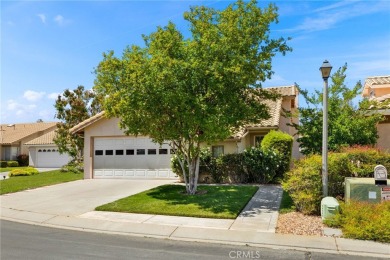 Sunningdale Plan 40 with 3 bedrooms, formal living room & dining on Sun Lakes Country Club in California - for sale on GolfHomes.com, golf home, golf lot