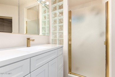 Welcome to this charming 2-bed, 2-bath Gemini home in the heart on Sun City Lakes West and East in Arizona - for sale on GolfHomes.com, golf home, golf lot