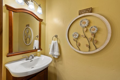 Eagle Bend Townhome with Golf Course views and peek-a-boo views on Eagle Bend Golf Course in Montana - for sale on GolfHomes.com, golf home, golf lot