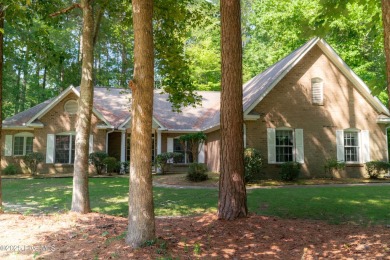 Priced to sell! Don't miss this incredible opportunity! This on Sound Golf Links at Albemarle Plantation in North Carolina - for sale on GolfHomes.com, golf home, golf lot
