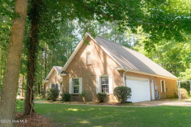 Priced to sell! Don't miss this incredible opportunity! This on Sound Golf Links at Albemarle Plantation in North Carolina - for sale on GolfHomes.com, golf home, golf lot