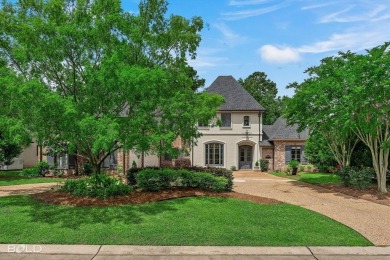 Elegant Living in Southern Trace - Where Luxury Meets Lifestyle

 on Southern Trace Country Club in Louisiana - for sale on GolfHomes.com, golf home, golf lot