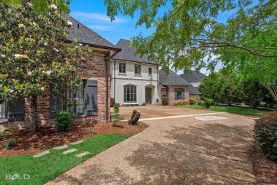 Elegant Living in Southern Trace - Where Luxury Meets Lifestyle

 on Southern Trace Country Club in Louisiana - for sale on GolfHomes.com, golf home, golf lot