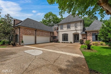 Elegant Living in Southern Trace - Where Luxury Meets Lifestyle

 on Southern Trace Country Club in Louisiana - for sale on GolfHomes.com, golf home, golf lot