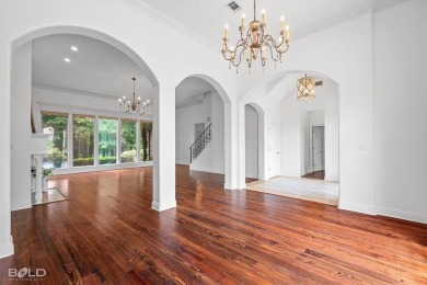 Elegant Living in Southern Trace - Where Luxury Meets Lifestyle

 on Southern Trace Country Club in Louisiana - for sale on GolfHomes.com, golf home, golf lot
