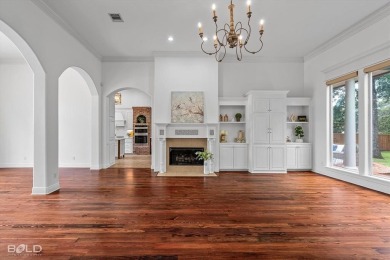 Elegant Living in Southern Trace - Where Luxury Meets Lifestyle

 on Southern Trace Country Club in Louisiana - for sale on GolfHomes.com, golf home, golf lot