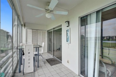 Ready to retire or just enjoy a nice vacation? Welcome to on Wynmoor Golf Course in Florida - for sale on GolfHomes.com, golf home, golf lot