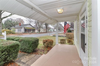 Welcome home to this charming 3-bedroom, 1-bath bungalow-style on Mooresville Golf Course in North Carolina - for sale on GolfHomes.com, golf home, golf lot