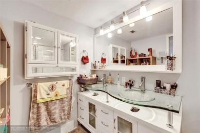 Ready to retire or just enjoy a nice vacation? Welcome to on Wynmoor Golf Course in Florida - for sale on GolfHomes.com, golf home, golf lot