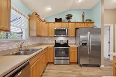 Welcome to this WONDERFUL, TURNKEY 3/2 Bougainvillea with a on Bella Glade Country Club - Lake County in Florida - for sale on GolfHomes.com, golf home, golf lot