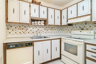 Enjoy this 2 bedroom condo in the desirable 55+ Community, Kings on Kings Point Golf -Flanders Way in Florida - for sale on GolfHomes.com, golf home, golf lot
