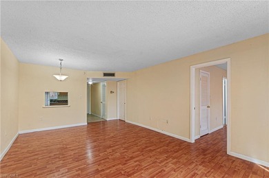 OWNER MOTIVATED AND WILLING TO CONTRIBUTE TOWARDS BUYERS CLOSING on Quail Run Golf Club In Naples in Florida - for sale on GolfHomes.com, golf home, golf lot