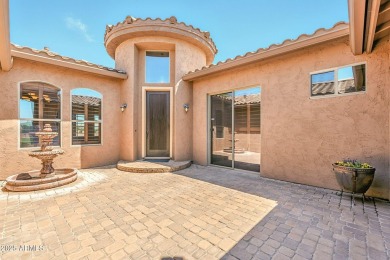 Welcome to 633 South Parkcrest Street - a rare opportunity to on Greenfield Lakes Golf Club in Arizona - for sale on GolfHomes.com, golf home, golf lot