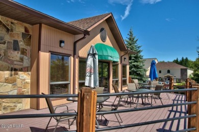 YOUR AFFORDABLE HIDEAWAY IN THE HIDEOUT AWAITS.  This 2 bed 1 on The Hideout Golf in Pennsylvania - for sale on GolfHomes.com, golf home, golf lot