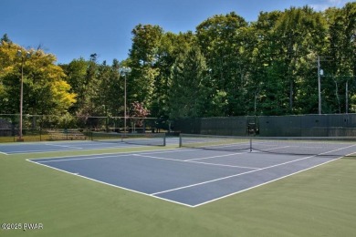 YOUR AFFORDABLE HIDEAWAY IN THE HIDEOUT AWAITS.  This 2 bed 1 on The Hideout Golf in Pennsylvania - for sale on GolfHomes.com, golf home, golf lot