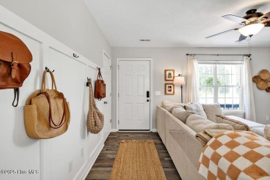 Cute-as-Pie Corner Home on Cherry Road! Welcome to the cutest on The Lakes Country Club in North Carolina - for sale on GolfHomes.com, golf home, golf lot