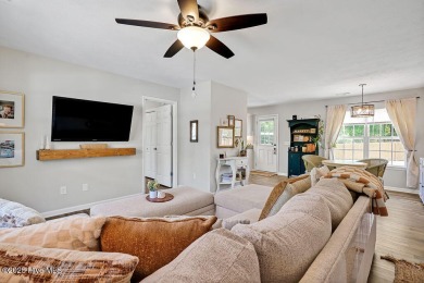Cute-as-Pie Corner Home on Cherry Road! Welcome to the cutest on The Lakes Country Club in North Carolina - for sale on GolfHomes.com, golf home, golf lot