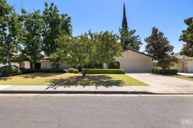 Welcome to Stockdale Estates! Located in one of Bakersfield's on Stockdale Country Club in California - for sale on GolfHomes.com, golf home, golf lot