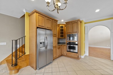 Chimney Top Estates 3-4 BR/4BA home with over 6,400 finished on Graysburg Hills Golf Courses in Tennessee - for sale on GolfHomes.com, golf home, golf lot