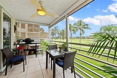 This beautifully renovated 2nd flr 3/2.5 condo combines modern on Palm-Aire Country Club and Resort - Palms in Florida - for sale on GolfHomes.com, golf home, golf lot