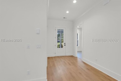 Set on nearly half an acre, this 3 bedroom, 2.5 bath home on Hampton Pointe Golf Course in South Carolina - for sale on GolfHomes.com, golf home, golf lot