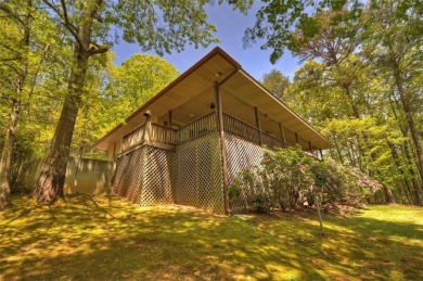 Welcome to this charming home in the heart of Buckhorn Estates on White Path Golf Club in Georgia - for sale on GolfHomes.com, golf home, golf lot