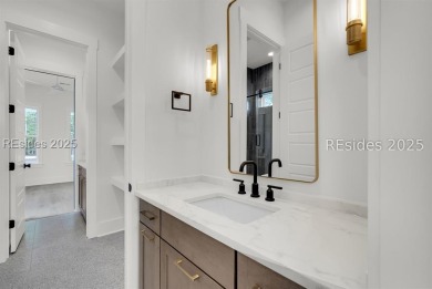 Set on nearly half an acre, this 3 bedroom, 2.5 bath home on Hampton Pointe Golf Course in South Carolina - for sale on GolfHomes.com, golf home, golf lot